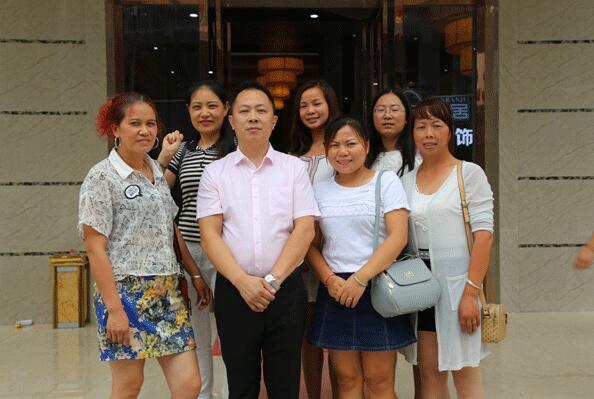 熱烈祝賀天然居第十九期營銷培訓(xùn)圓滿結(jié)業(yè) 熱烈祝賀天然居第十九期營銷培訓(xùn)圓滿結(jié)業(yè)